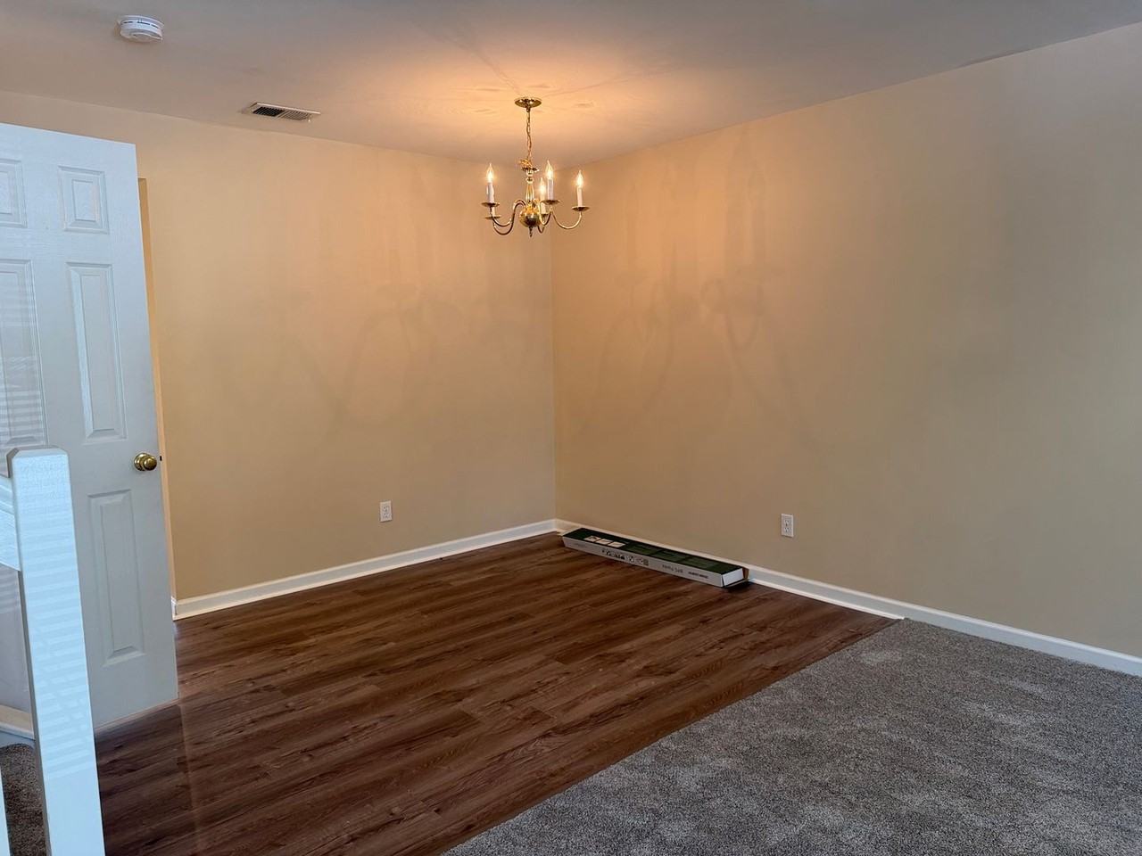 242 West Sq - Photo 6 of 36