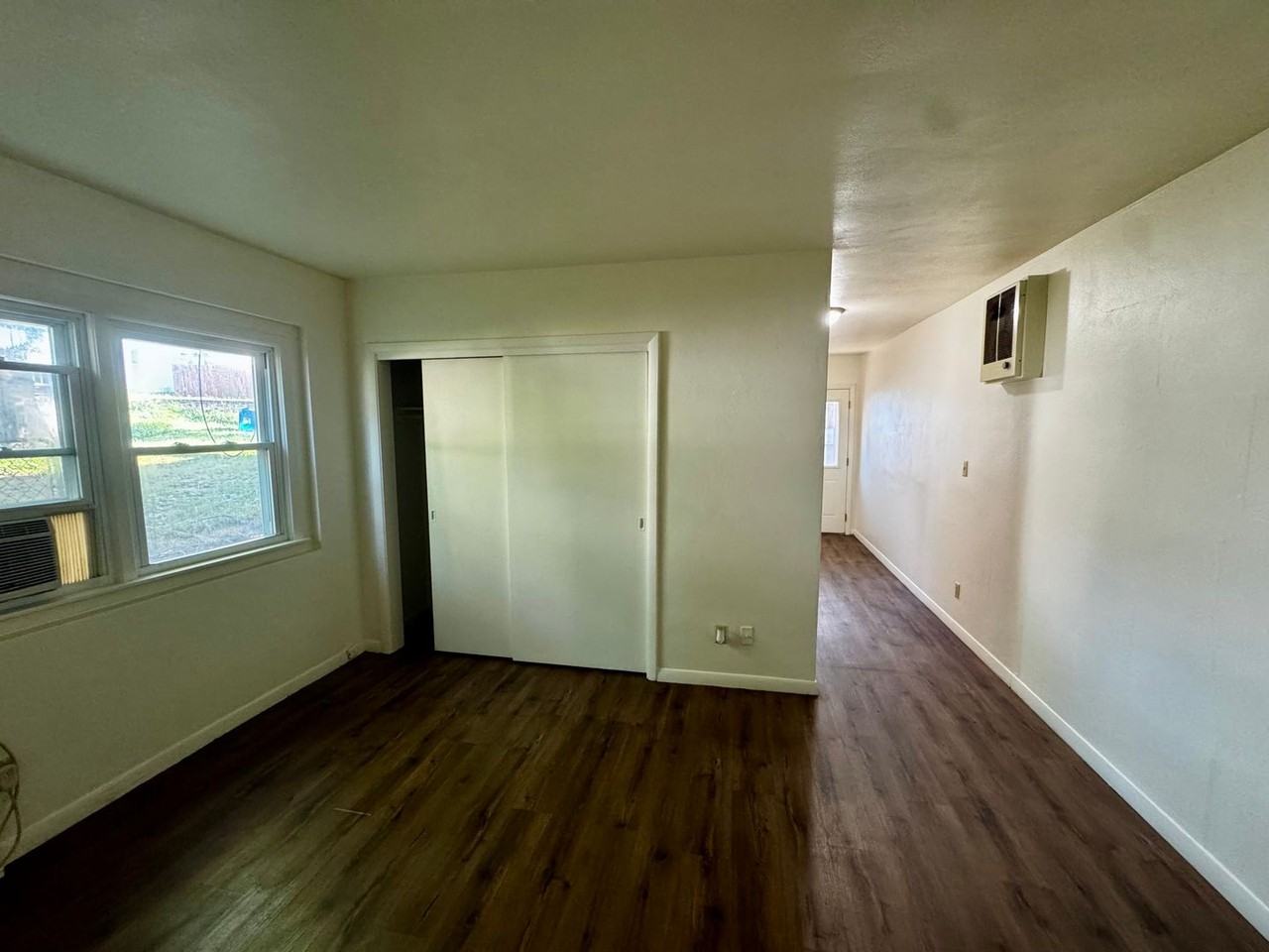 1811 13th Ave #4 - Photo 6 of 9