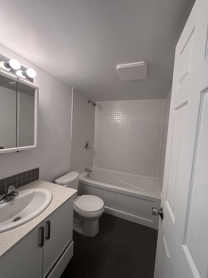 1855 West 2nd Avenue #211 - Photo 5 of 6