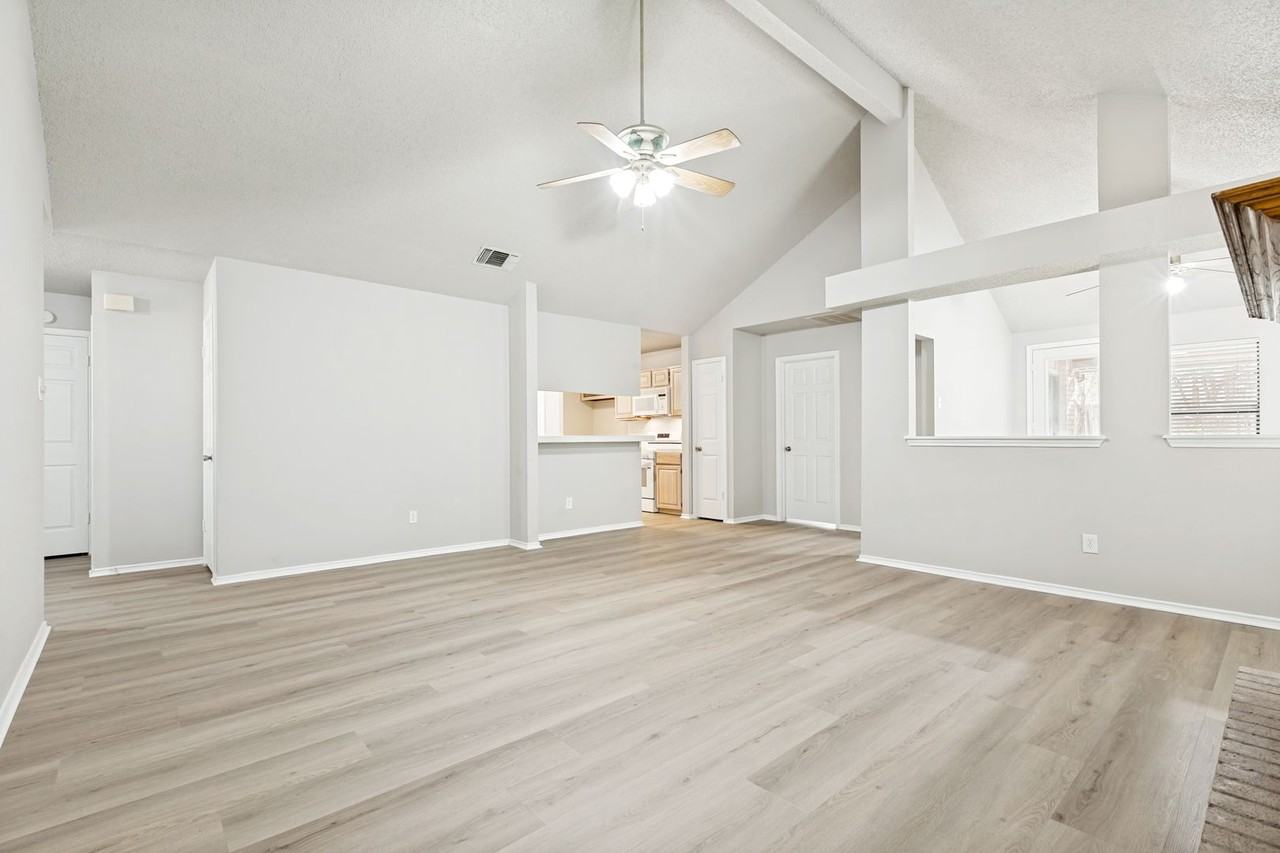 21130 Malibu Colony - Photo 7 of 25