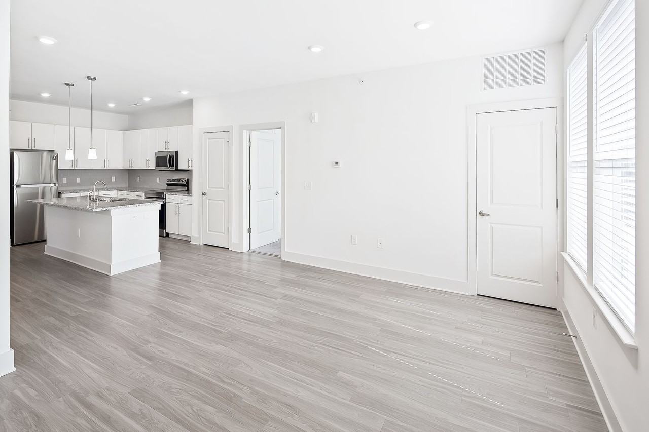 The Vandy Apartments - Photo 3 of 22