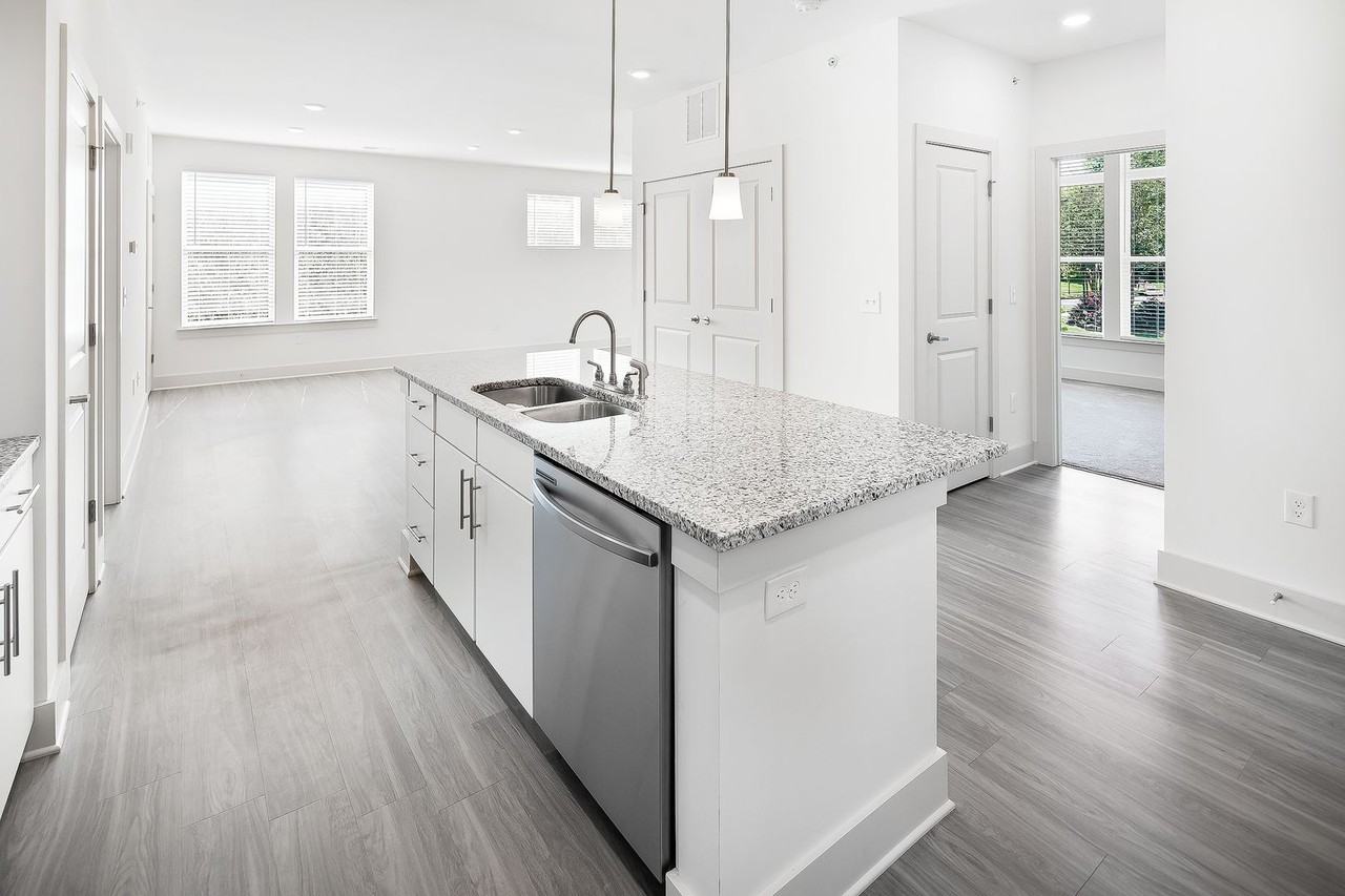 The Vandy Apartments - Photo 5 of 22