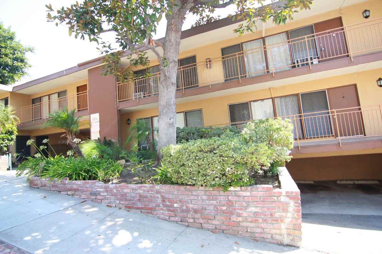1326 N Flores Street - Photo 2 of 12
