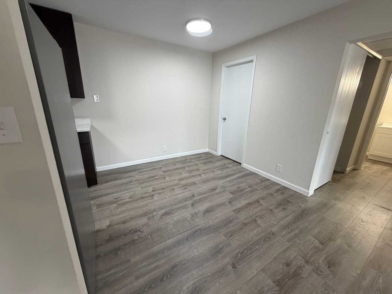 3408 Balboa Ln #32 - Photo 6 of 28