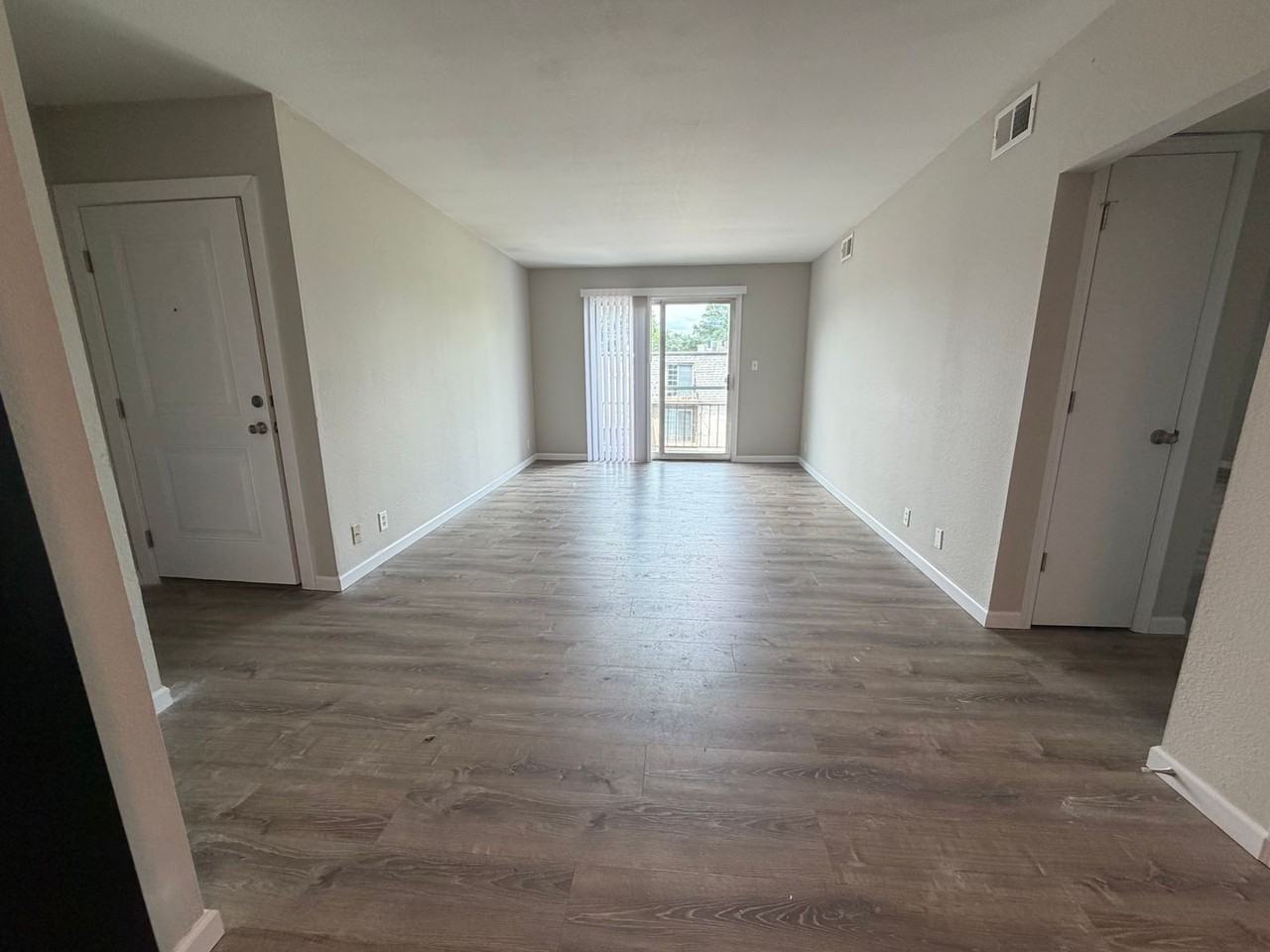 3408 Balboa Ln #34 - Photo 3 of 31