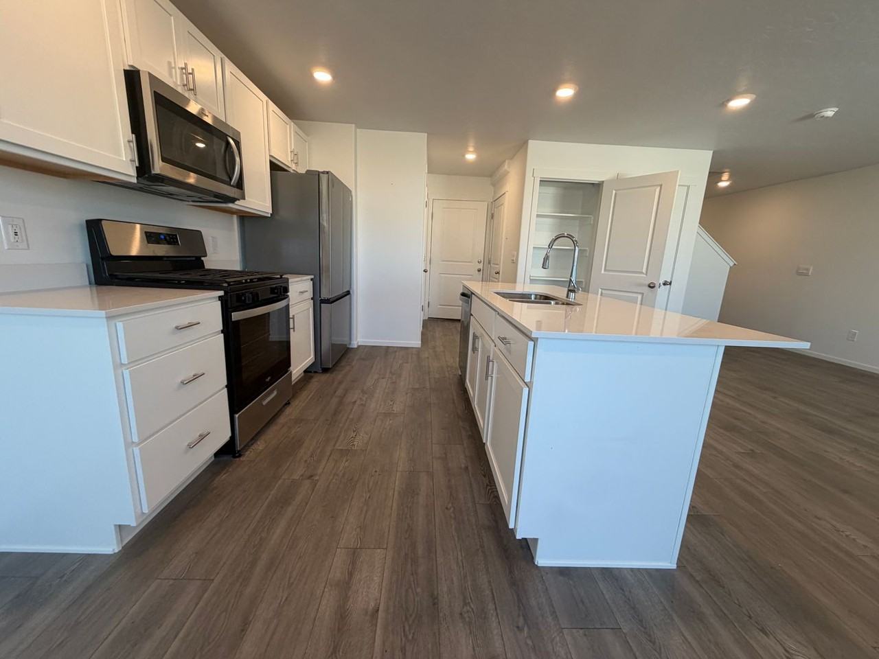 3573 E 1360 S - Photo 6 of 28