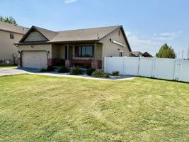 featured image of 3518 Pearce Dr
