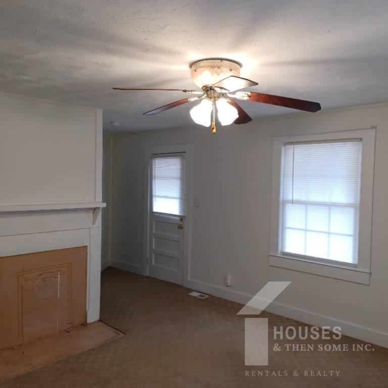 107 Story St - Photo 2 of 14