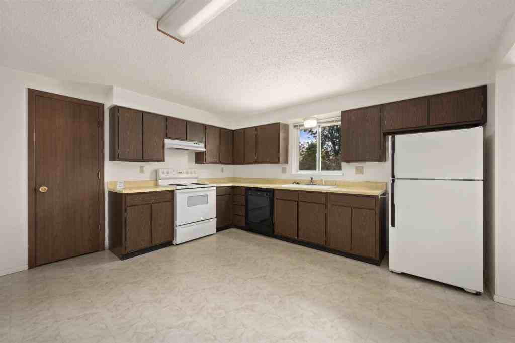 2606 Gilpin Ave - Photo 6 of 11