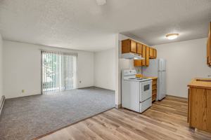 featured image of 267 N 10th Ave