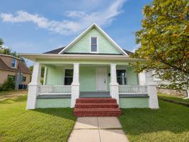 featured image of 2110 Byers Ave