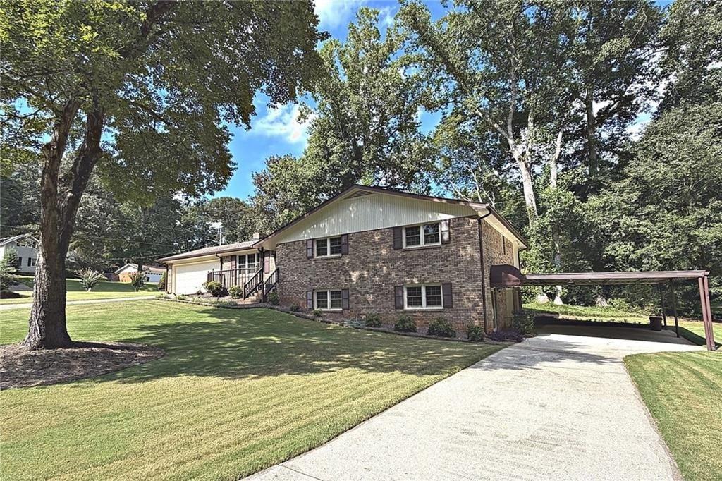 5198 Two Branches Ct Sw - Photo 3 of 16