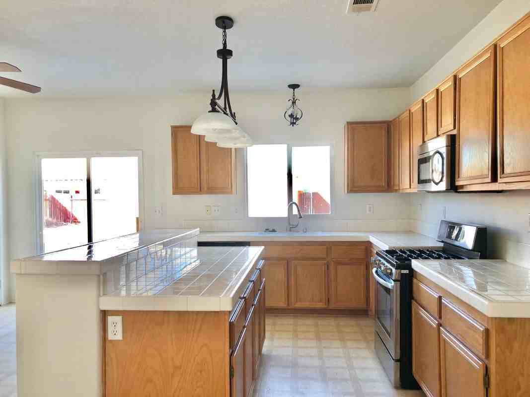 14642 Polo Rd - Photo 3 of 13