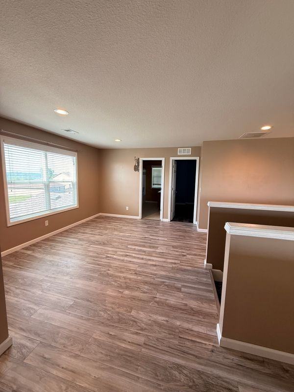 1200 Sw Sapperton Rd - Photo 5 of 7