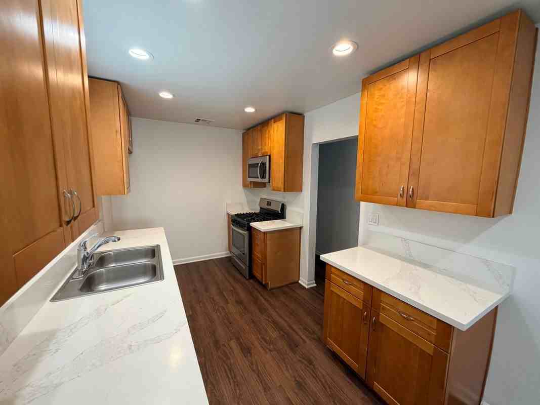 6944 Lurline Ave - Photo 2 of 8