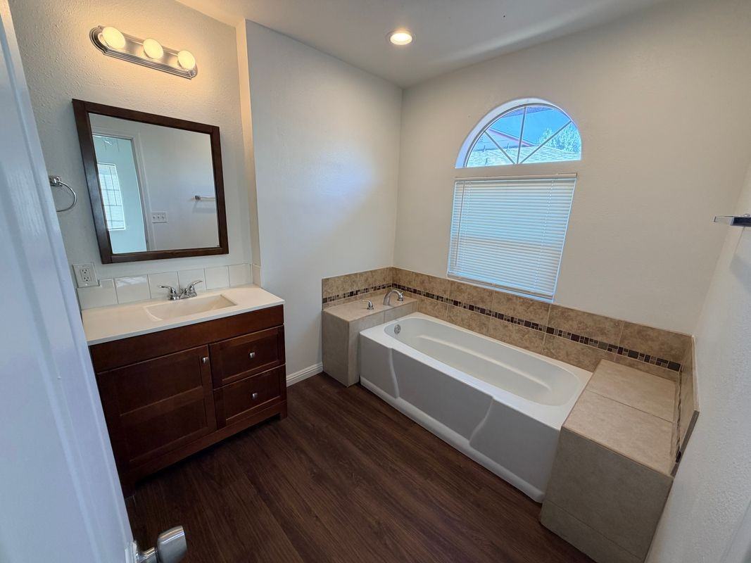 6944 Lurline Ave - Photo 7 of 8