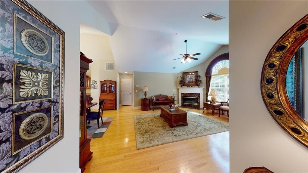 100 Highlands Ridge Pl Se ##1 - Photo 2 of 50