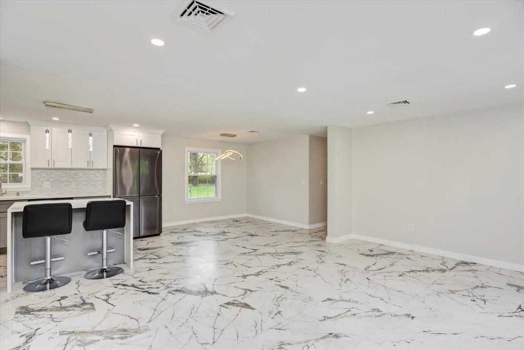 466 Old Georges Rd - Photo 6 of 13