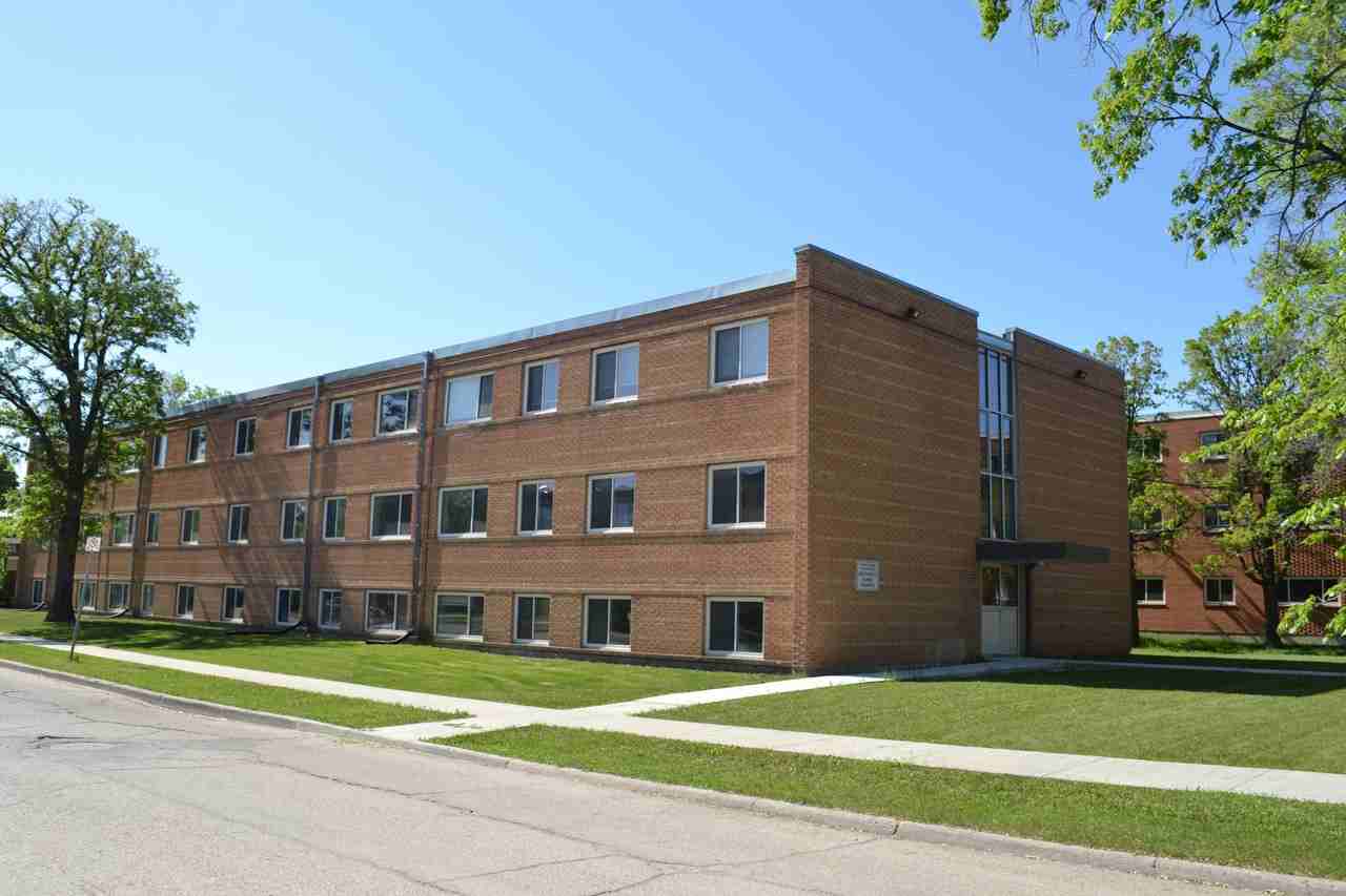 290 Maxwell - Photo 2 of 19