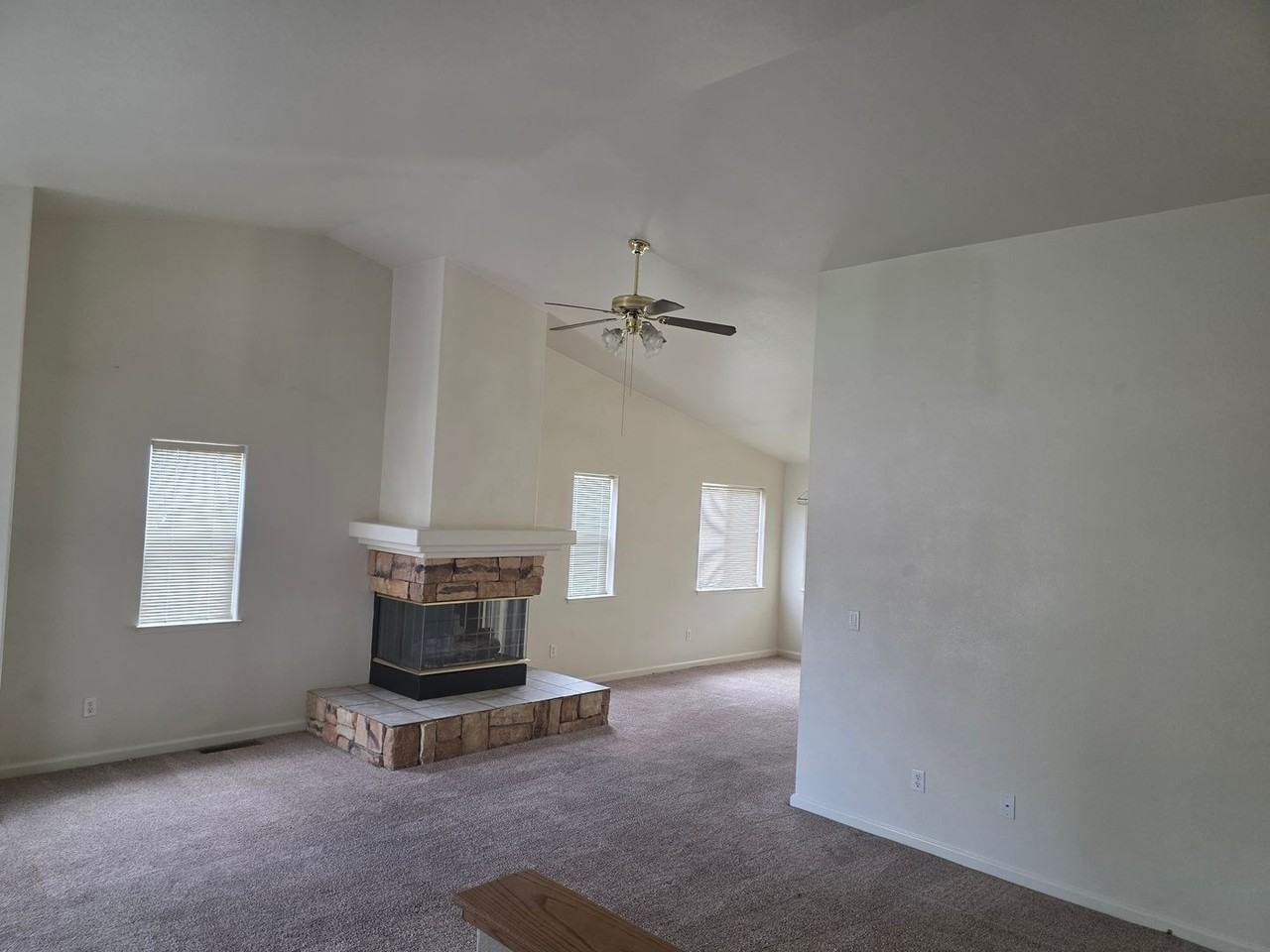 1303 Chichester Dr - Photo 3 of 16