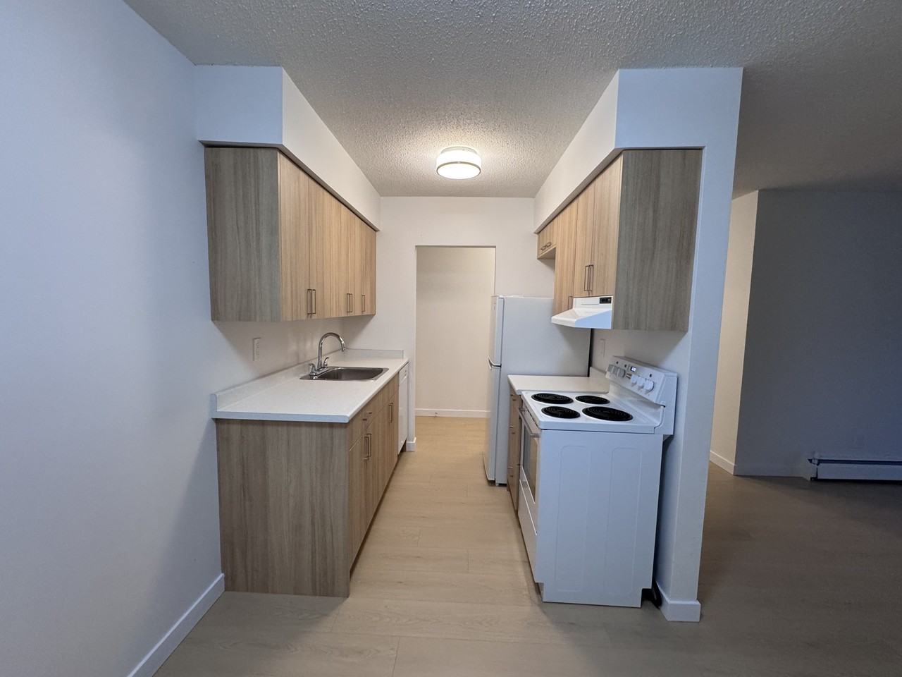 2225 West 8th Avenue - Photo 3 of 11