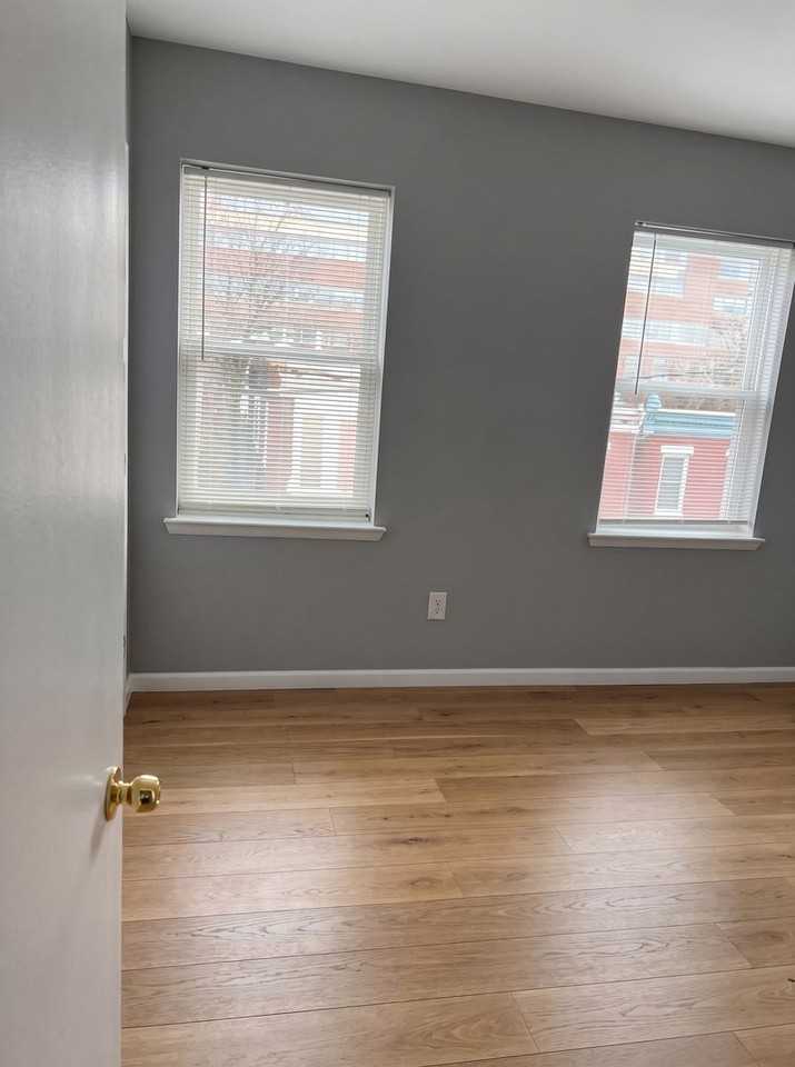 3520 N 15th St - Photo 7 of 9