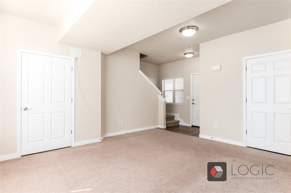 520 S St #107 - Photo 3 of 17