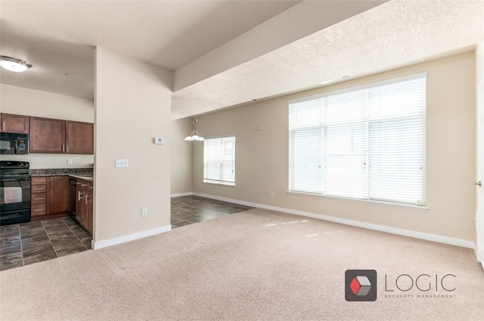 520 S St #107 - Photo 6 of 17