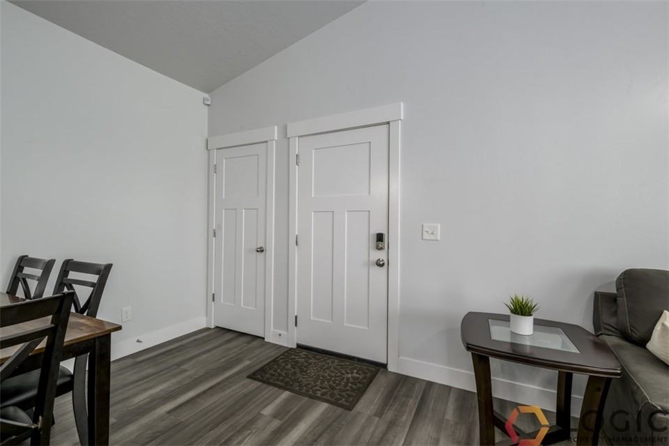 3679 Wn #301 - Photo 3 of 20