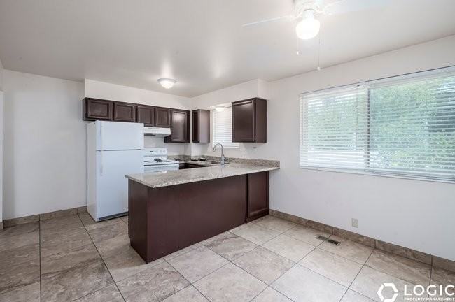 3377 S St - Photo 7 of 20