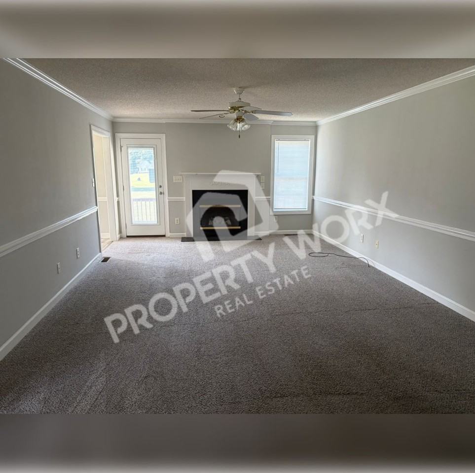 954 Green Rd - Photo 2 of 14