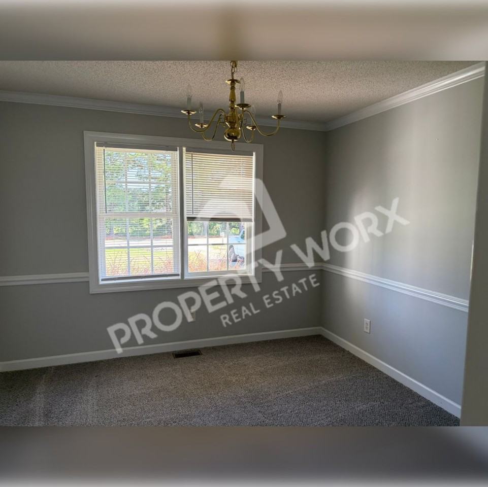 954 Green Rd - Photo 3 of 14