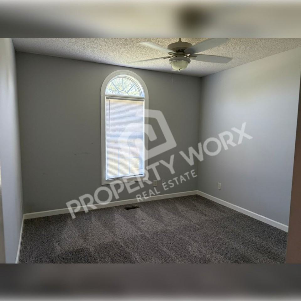 954 Green Rd - Photo 7 of 14
