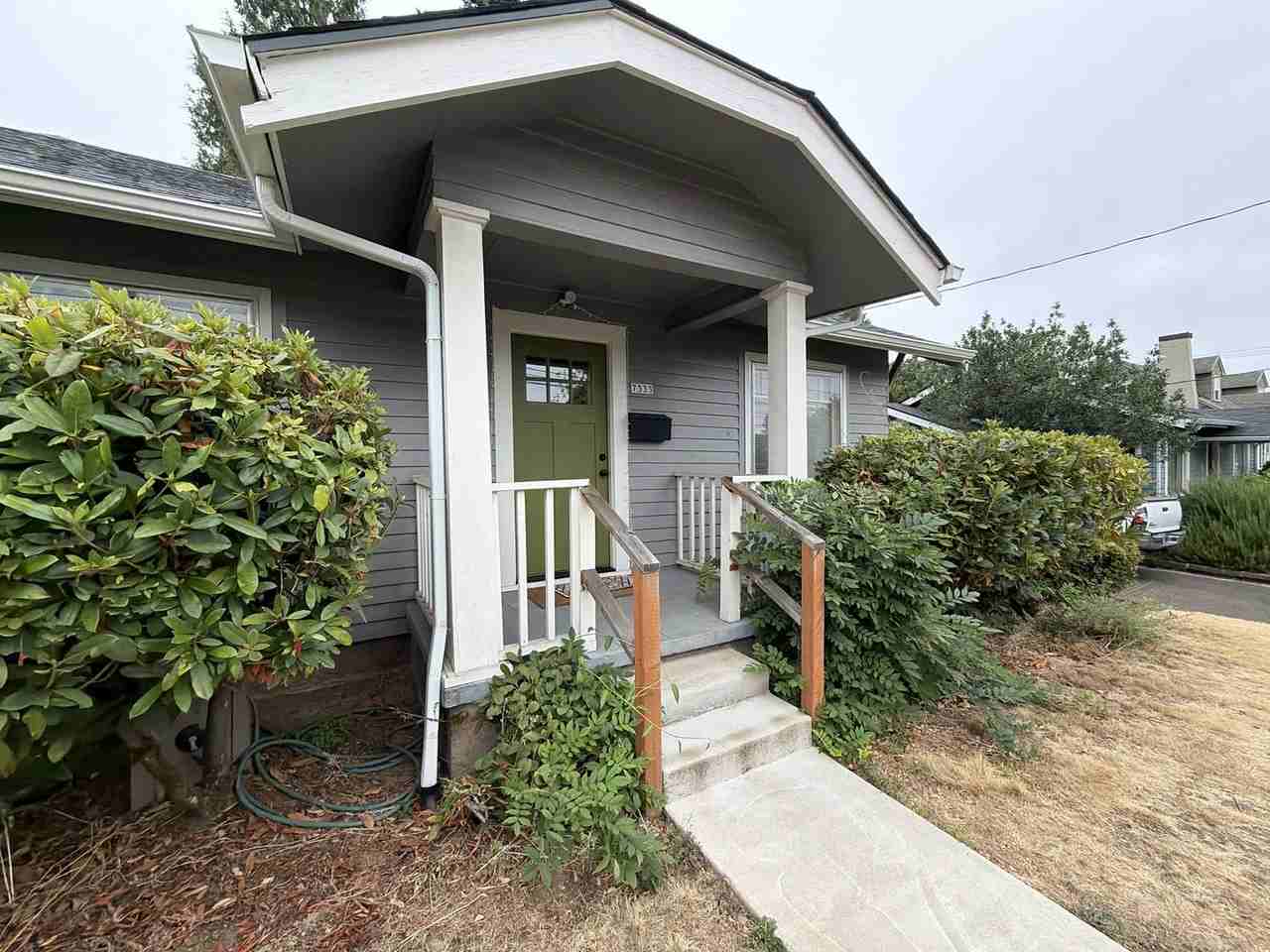 7333 N Fenwick Ave - Photo 4 of 27