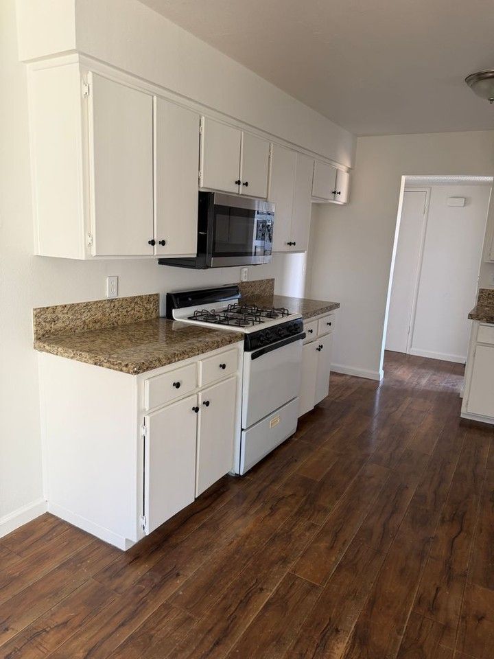 2944 S Linda Vista St - Photo 5 of 17