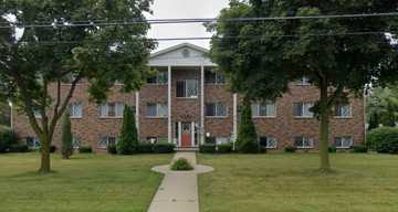 featured image of 906 E Sturgis St