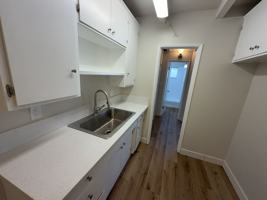 featured image of 6121 Whitsett Ave