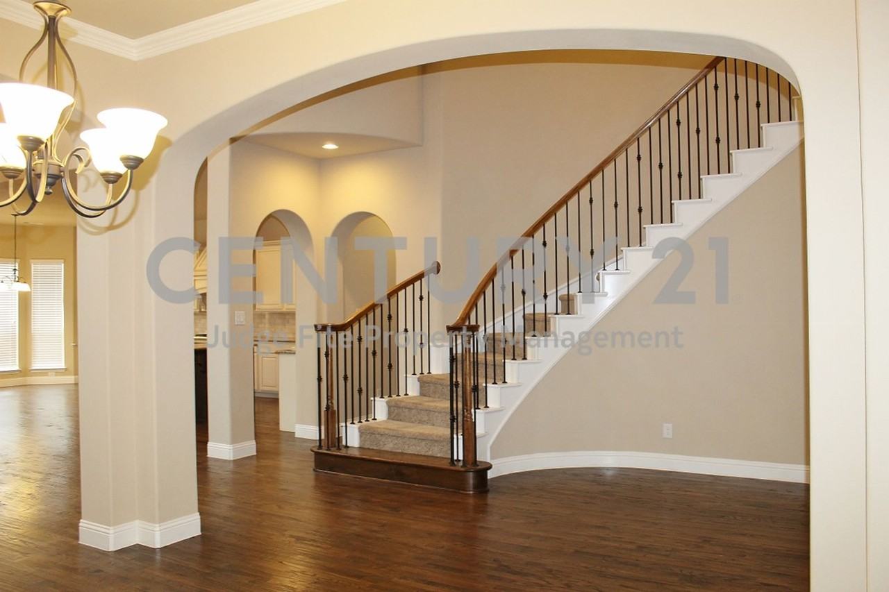 7316 Joshua Tree Trl - Photo 6 of 22