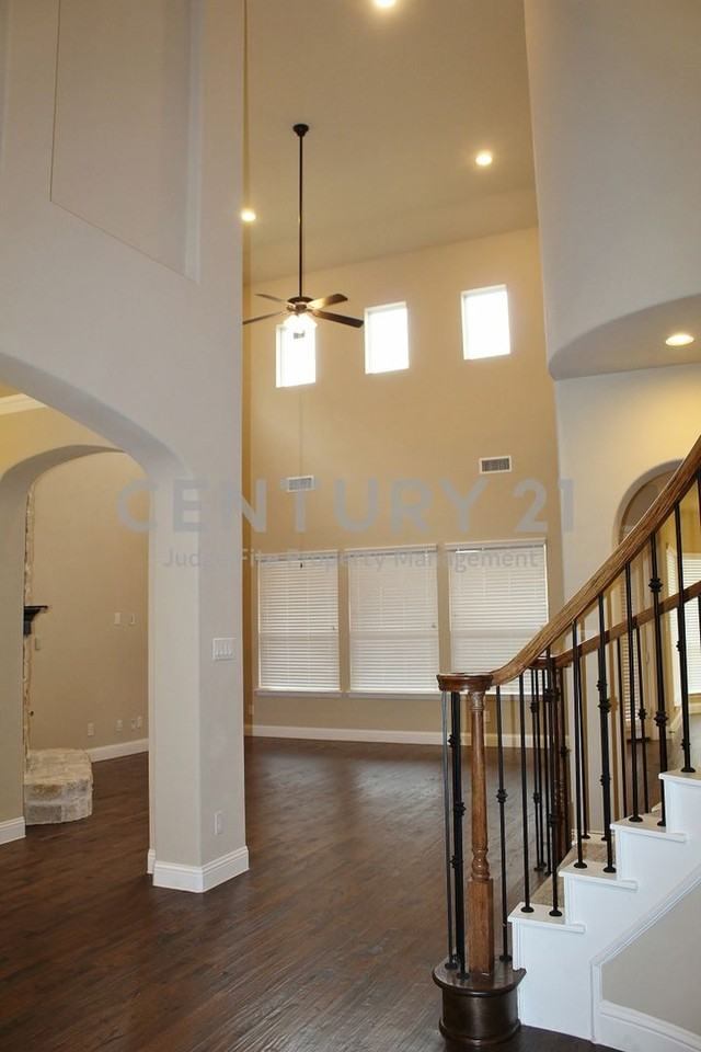 7316 Joshua Tree Trl - Photo 7 of 22