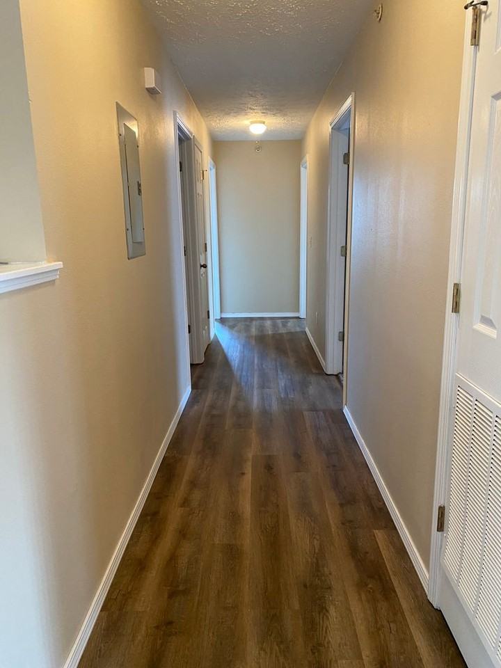 1040 S Clifton Ave #A - Photo 5 of 13