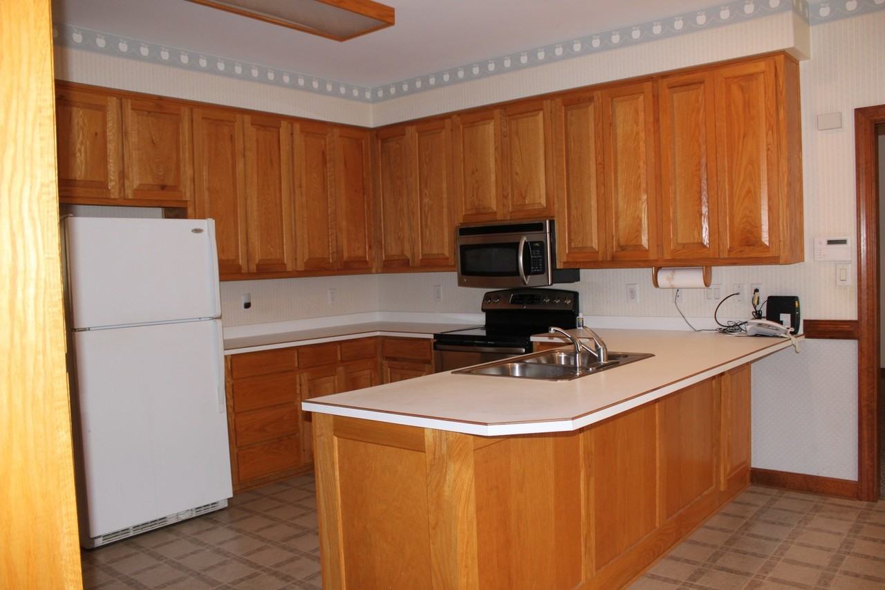 916 Dorset Way - Photo 5 of 16