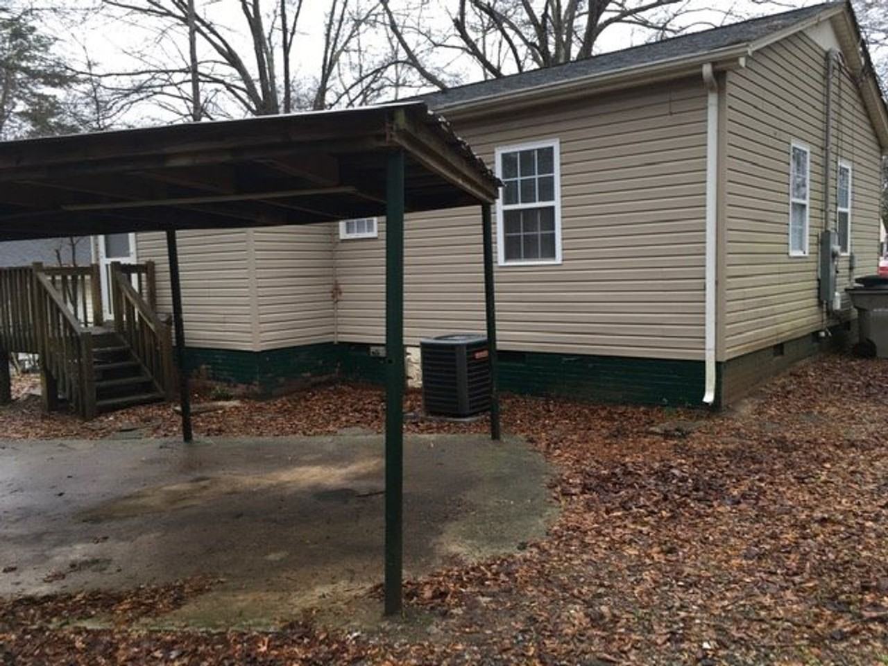 803 Circle Vw - Photo 2 of 12