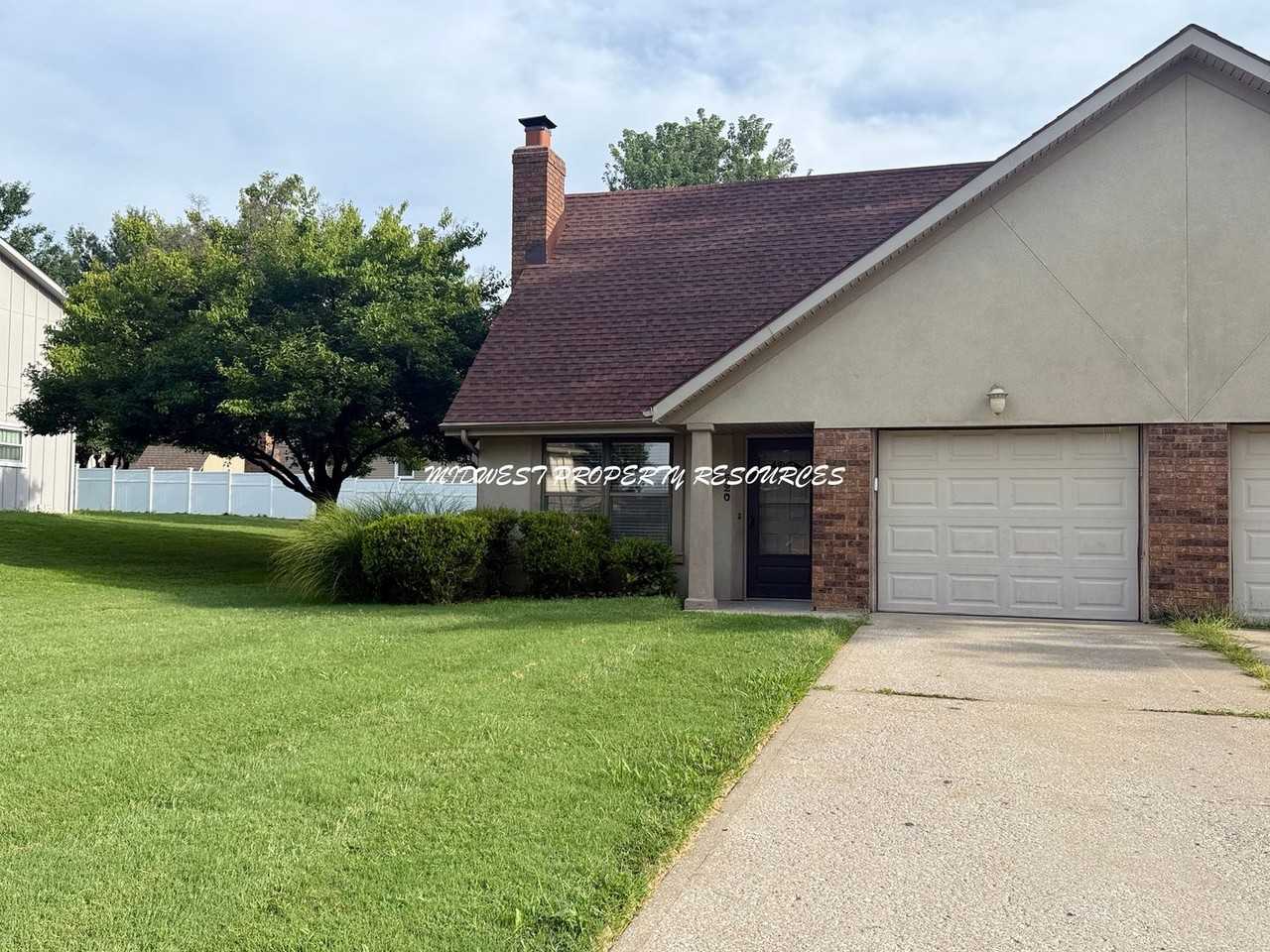 520 Se Hampton St - Photo 2 of 21