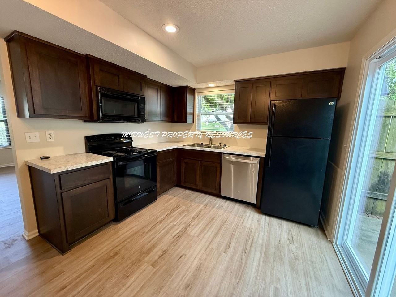 520 Se Hampton St - Photo 3 of 21