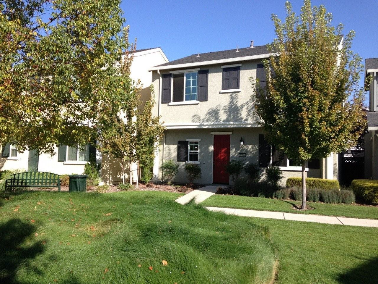 5998 Camden Cir - Photo 2 of 21