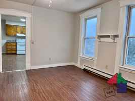 featured image of 1062 Waterbury Stowe Rd