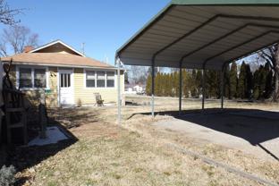 301 Russell Rd - Photo 1 of 1