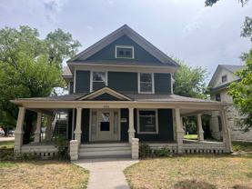 204 S Osage St - Photo 1 of 1