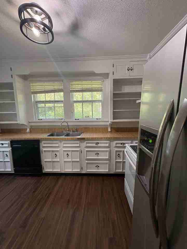 783 Sanders Rd - Photo 3 of 32