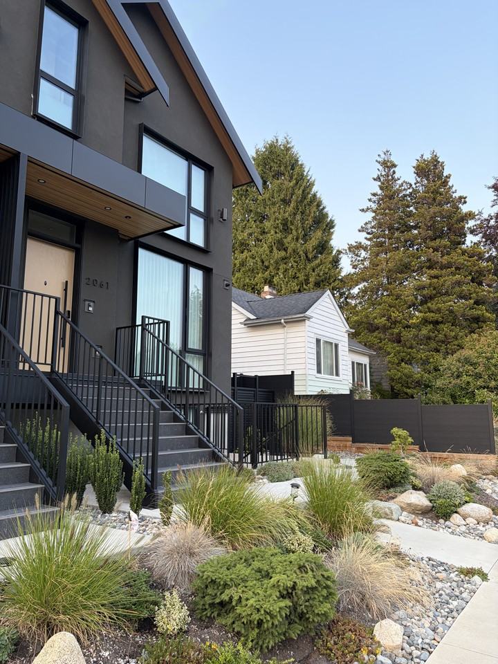 2061 West 58th Avenue - Photo 3 of 28